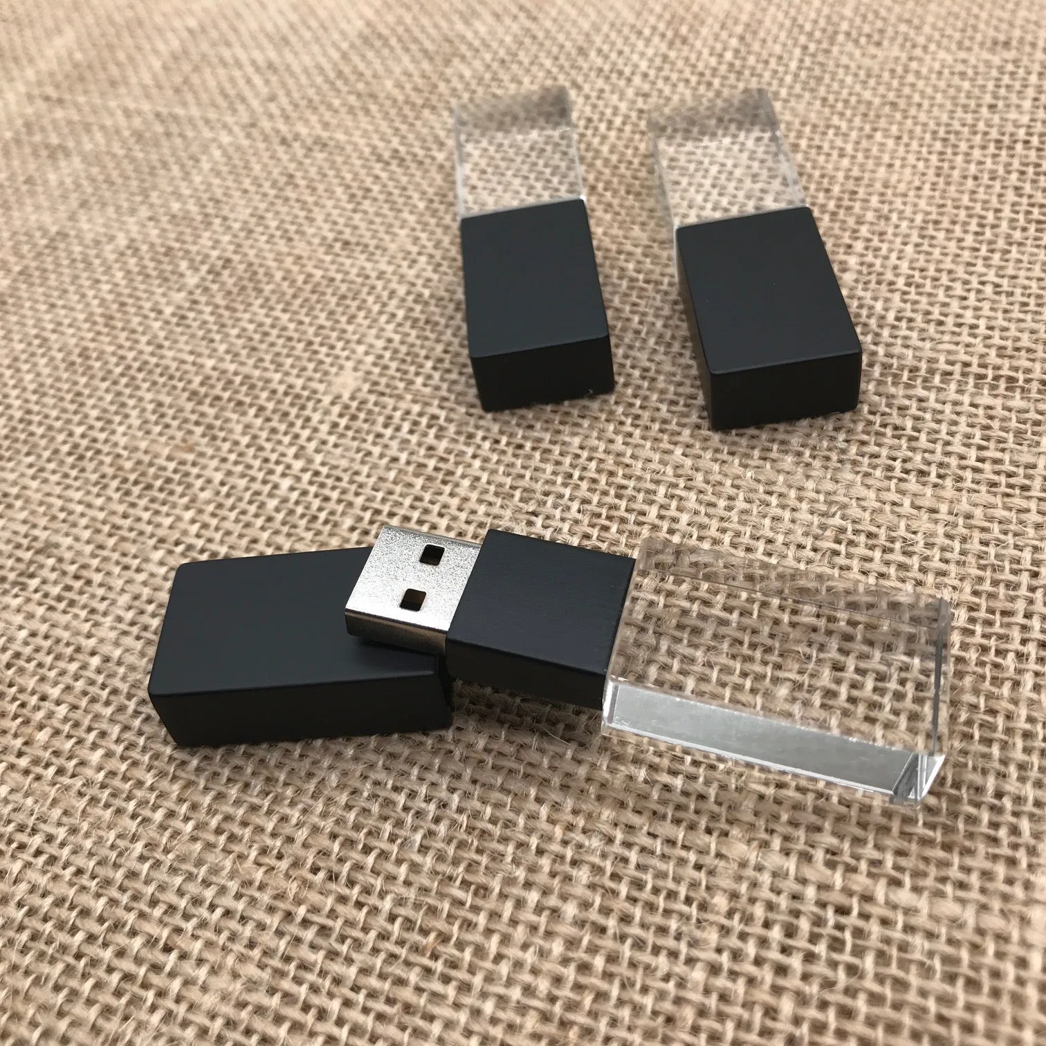 Black Crystal USB - Matt Black 3.0