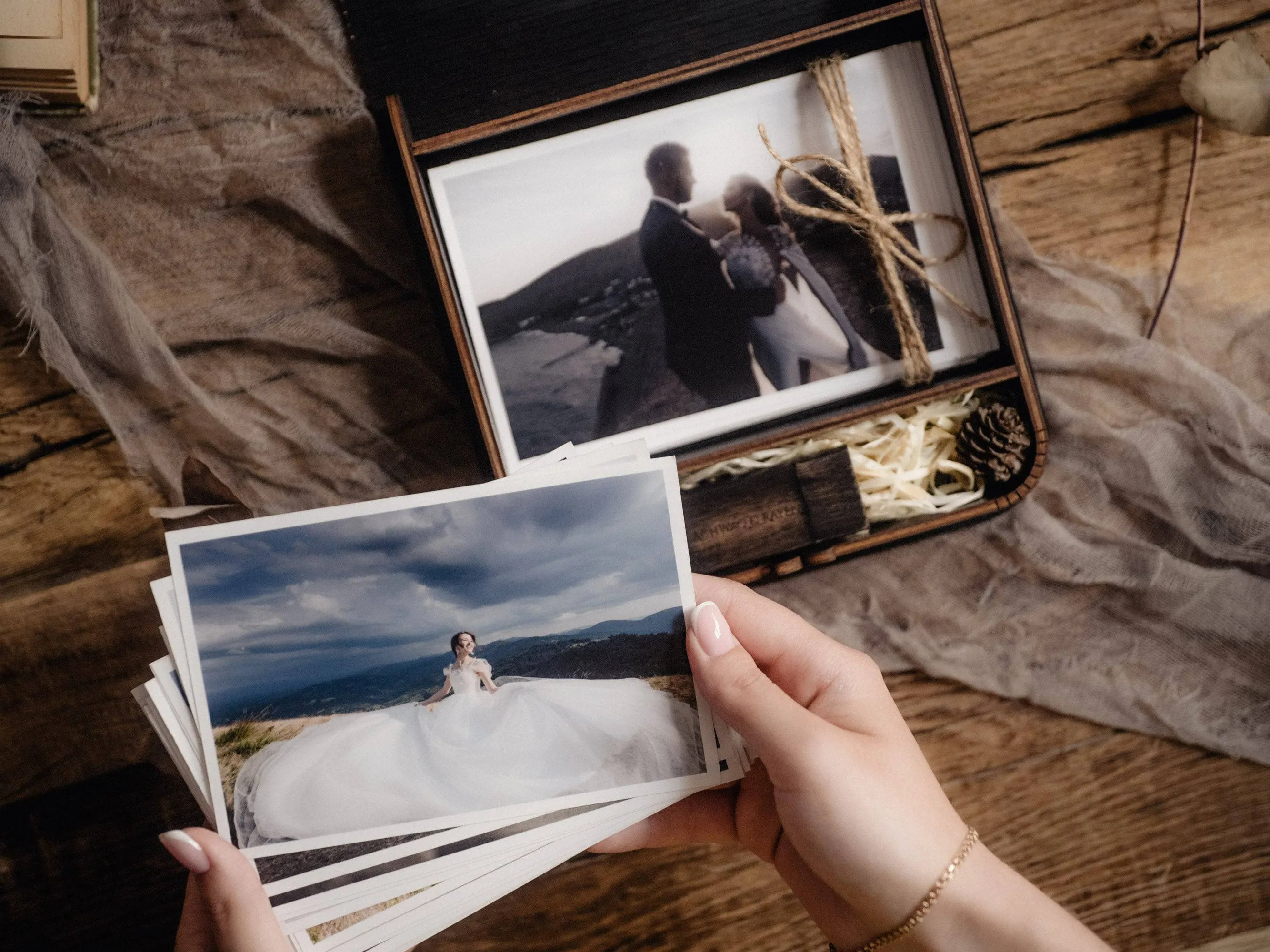 Elegant Black Wedding Photo Box - Preserve Your Memories in Style