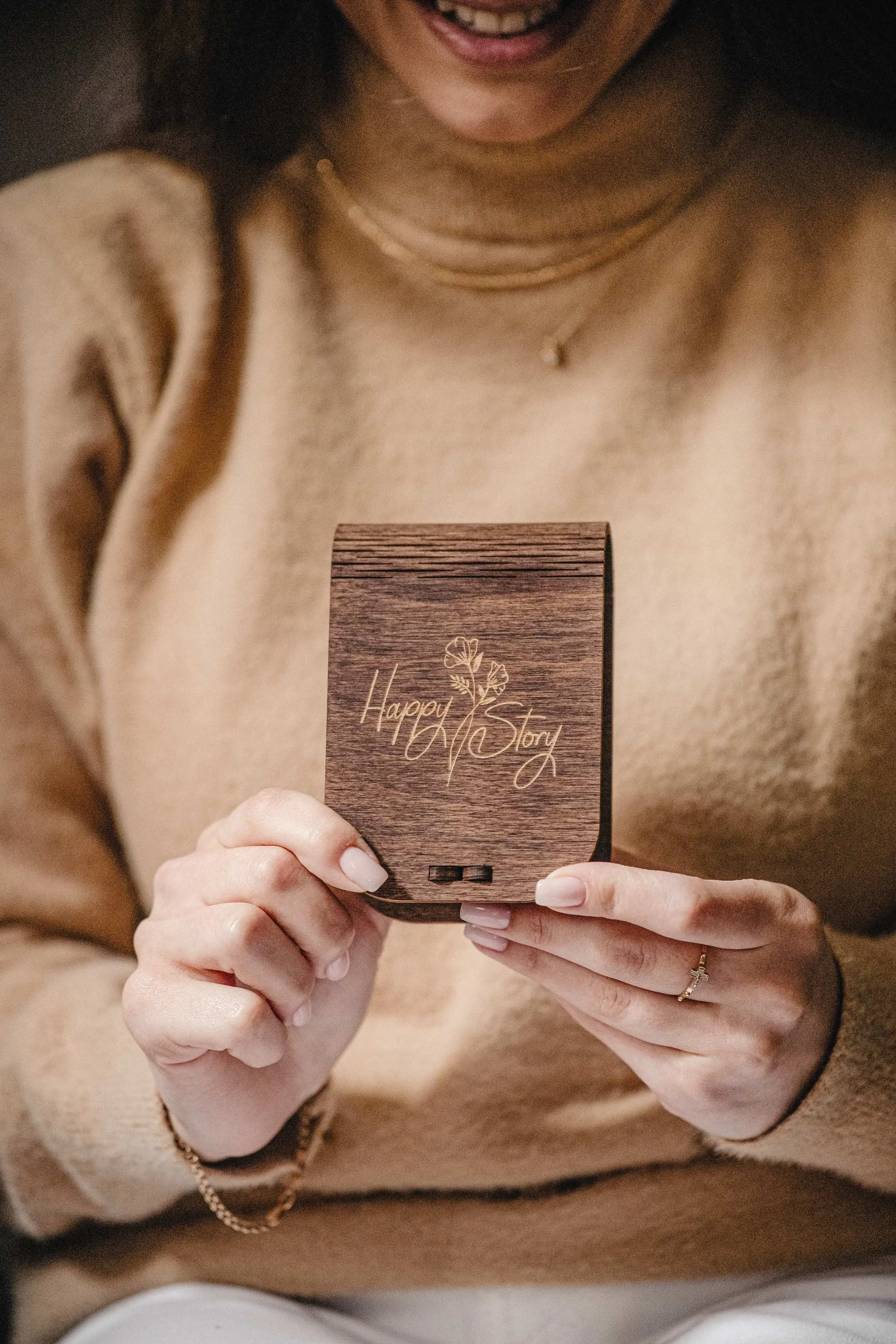 Glass Bottle USB Flash Drive 3.0 with Walnut Personalized Wooden Box