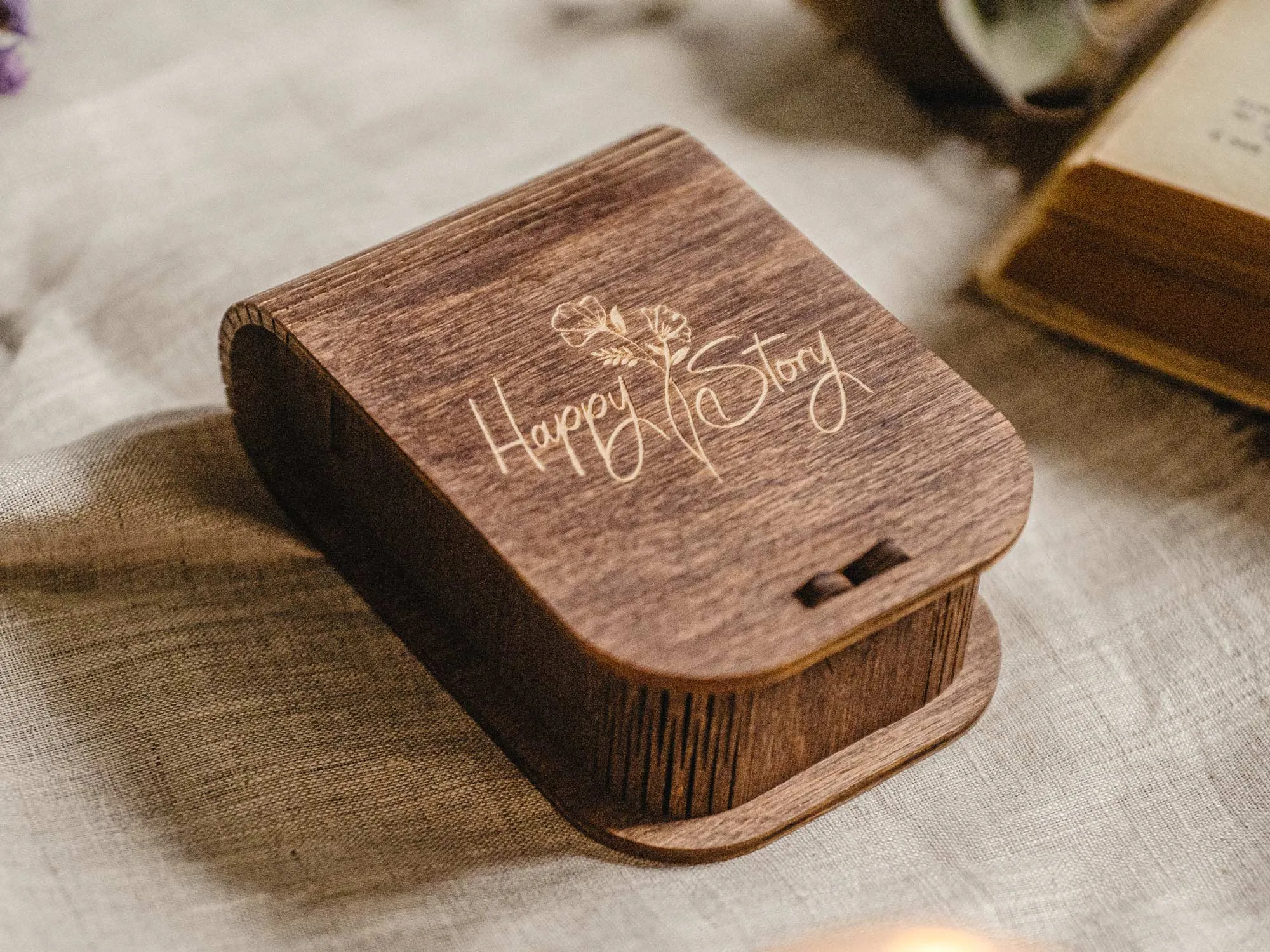 Glass Bottle USB Flash Drive 3.0 with Walnut Personalized Wooden Box