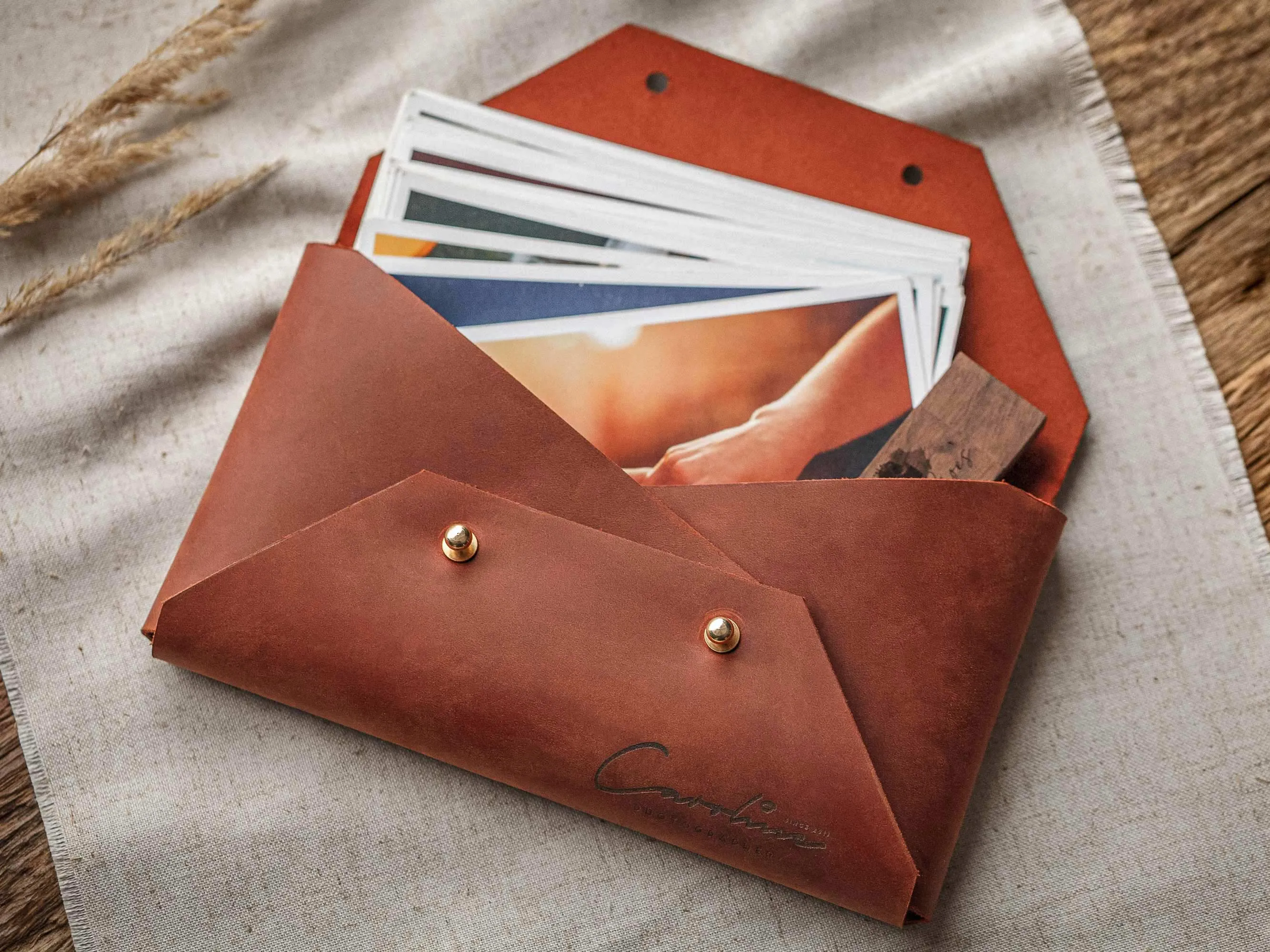 Leather Envelope for Photo & USB Pendrive - Gift for Wedding Clients