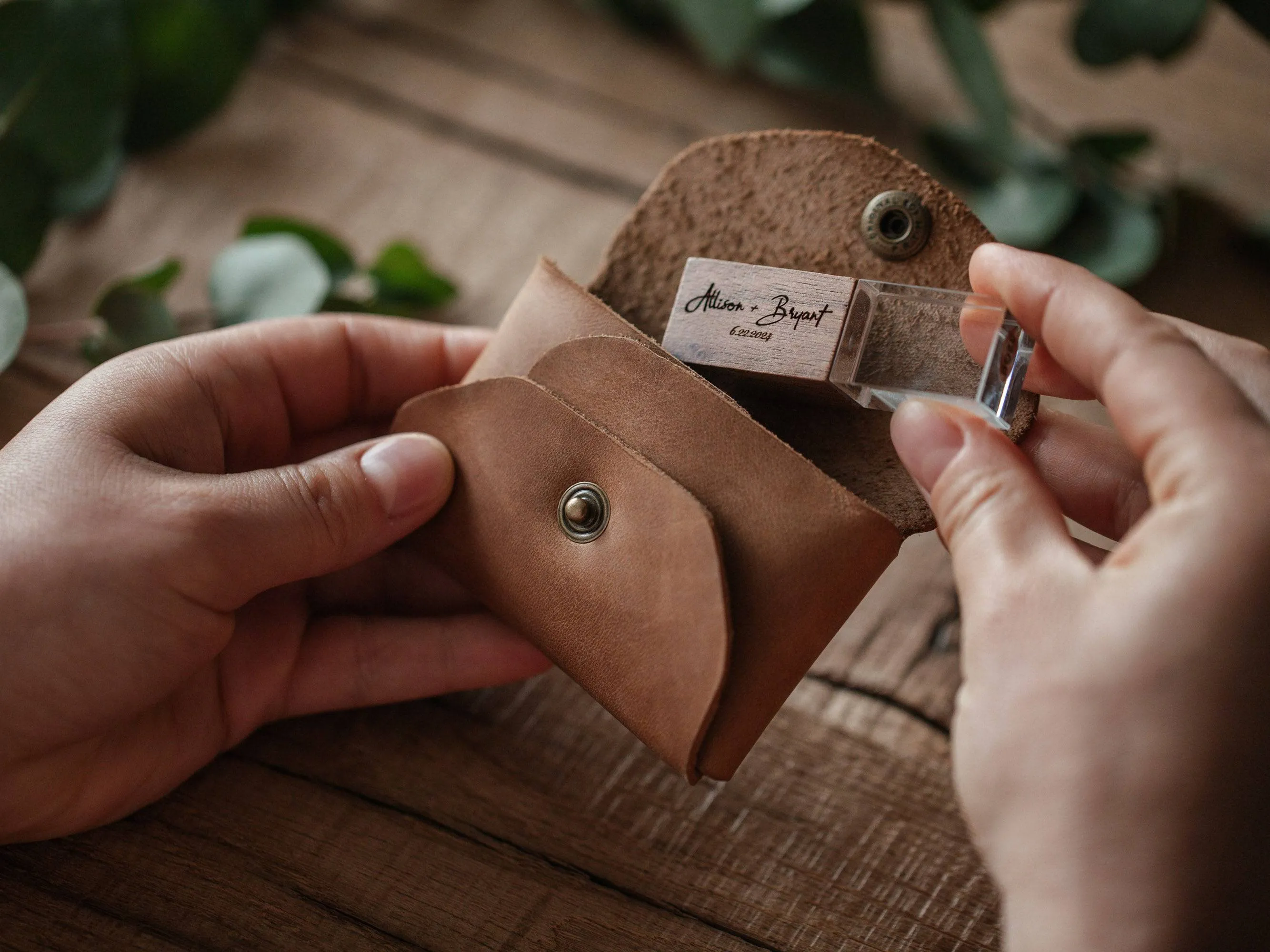 Leather USB Flash Drive Envelope with Personalized Engraving